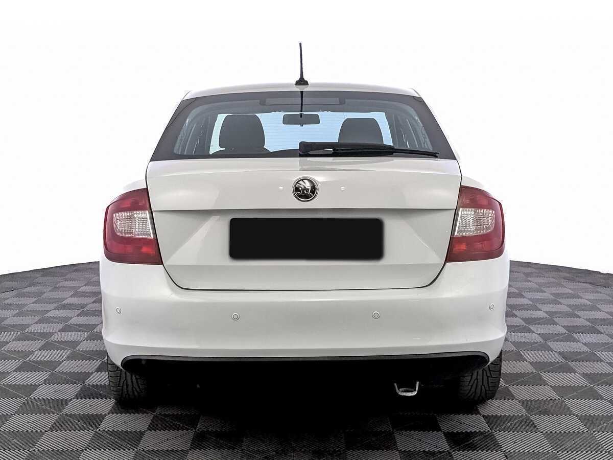Skoda Rapid с пробегом — 2019 год. Фото: #5