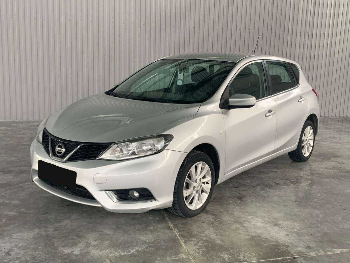 Nissan Tiida с пробегом — 2015 год. Фото: #0