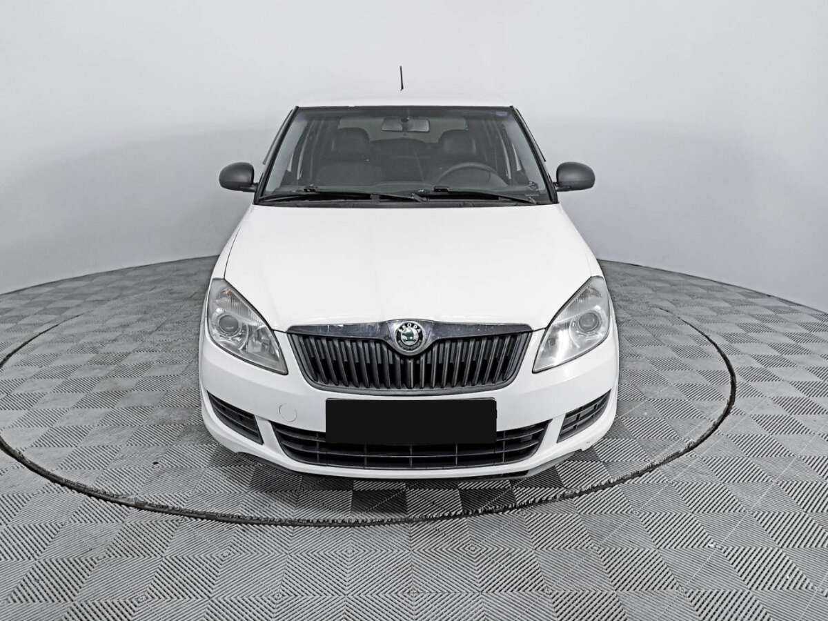 Skoda Fabia с пробегом — 2012 год. Фото: #1
