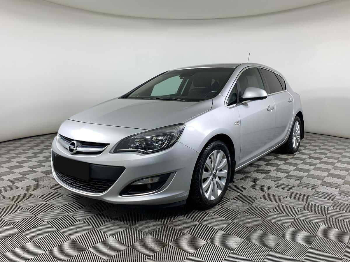 Opel Astra с пробегом — 2012 год. Посмотреть фото
