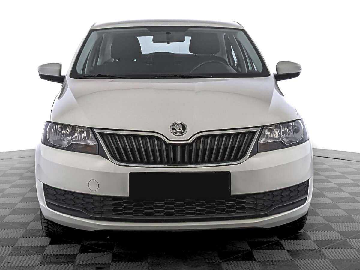 Skoda Rapid с пробегом — 2018 год. Фото: #1