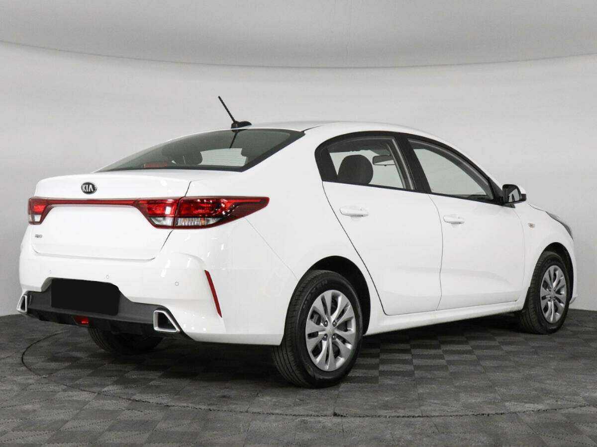 Kia Rio с пробегом — 2021 год. Фото: #4
