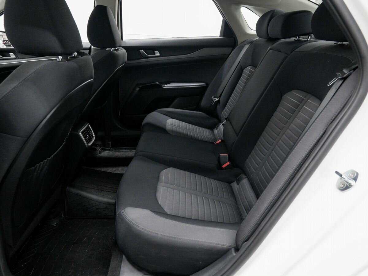 Kia K5 с пробегом — 2022 год. Фото: #11