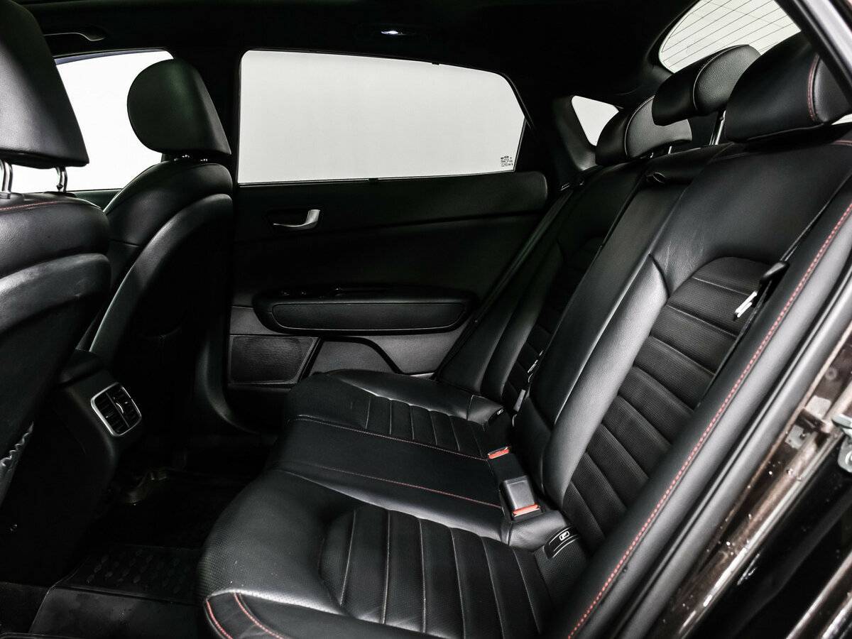 Kia Optima с пробегом — 2018 год. Фото: #11