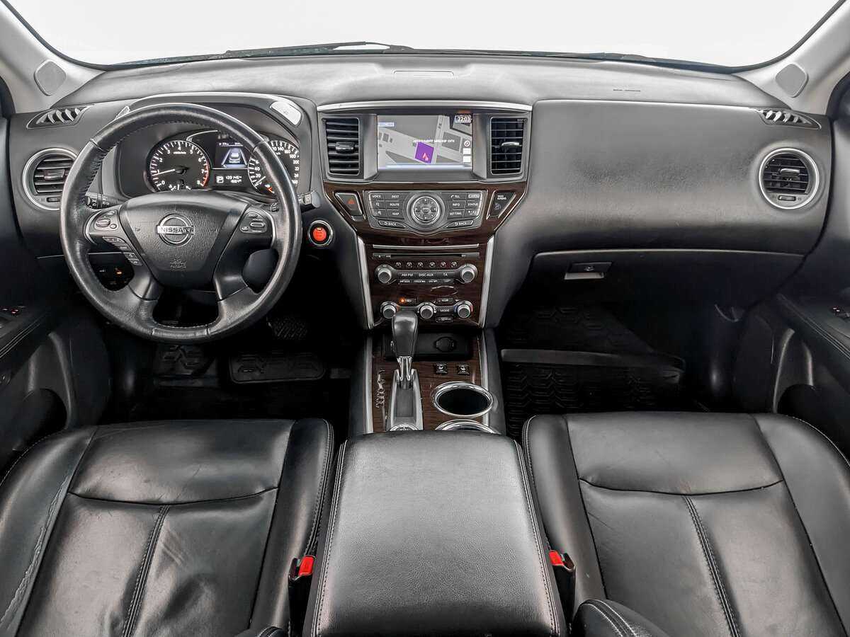 Nissan Pathfinder с пробегом — 2016 год. Фото: #11