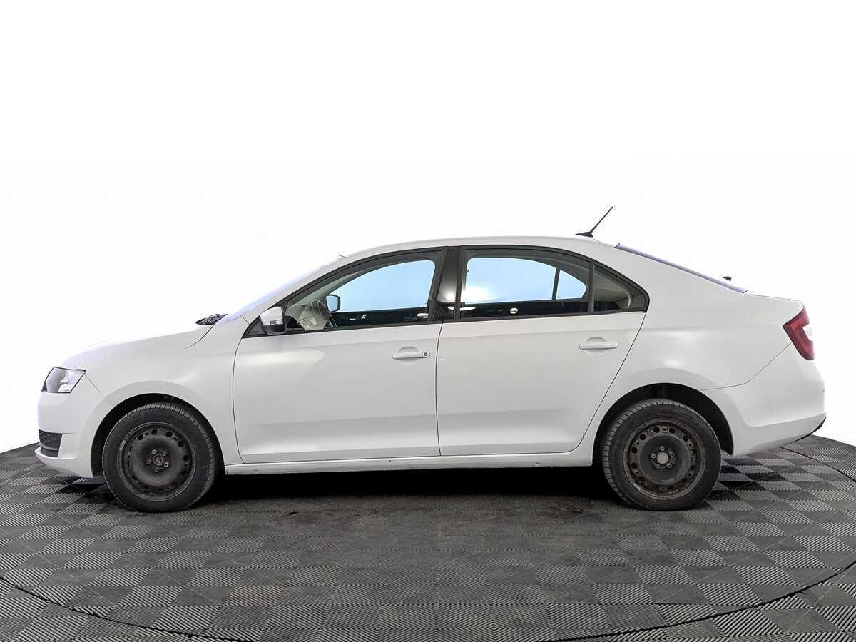 Skoda Rapid с пробегом — 2019 год. Фото: #7