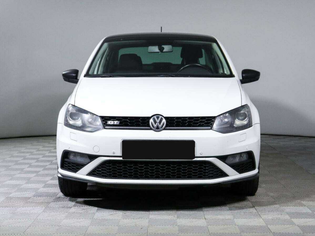 Volkswagen Polo с пробегом — 2017 год. Фото: #1