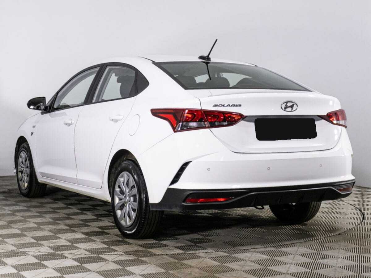 Hyundai Solaris с пробегом — 2021 год. Фото: #6