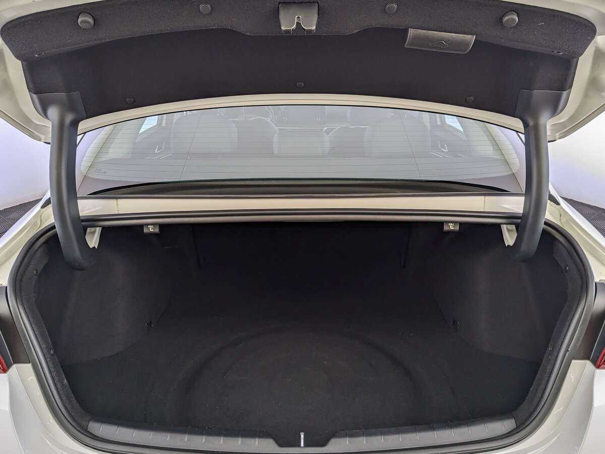 Kia K5 с пробегом — 2020 год. Фото: #9