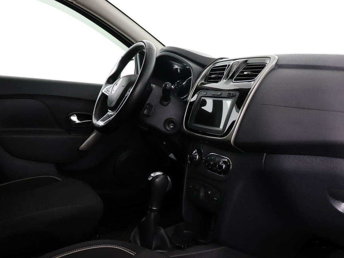 Renault Sandero с пробегом — 2020 год. Фото: #6