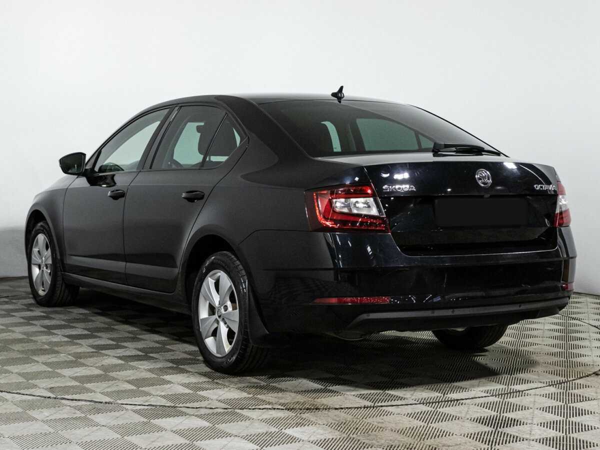 Skoda Octavia с пробегом — 2018 год. Фото: #6