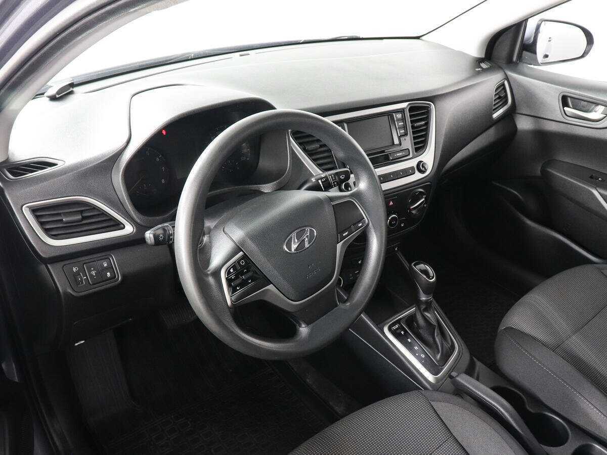 Hyundai Solaris с пробегом — 2018 год. Фото: #8