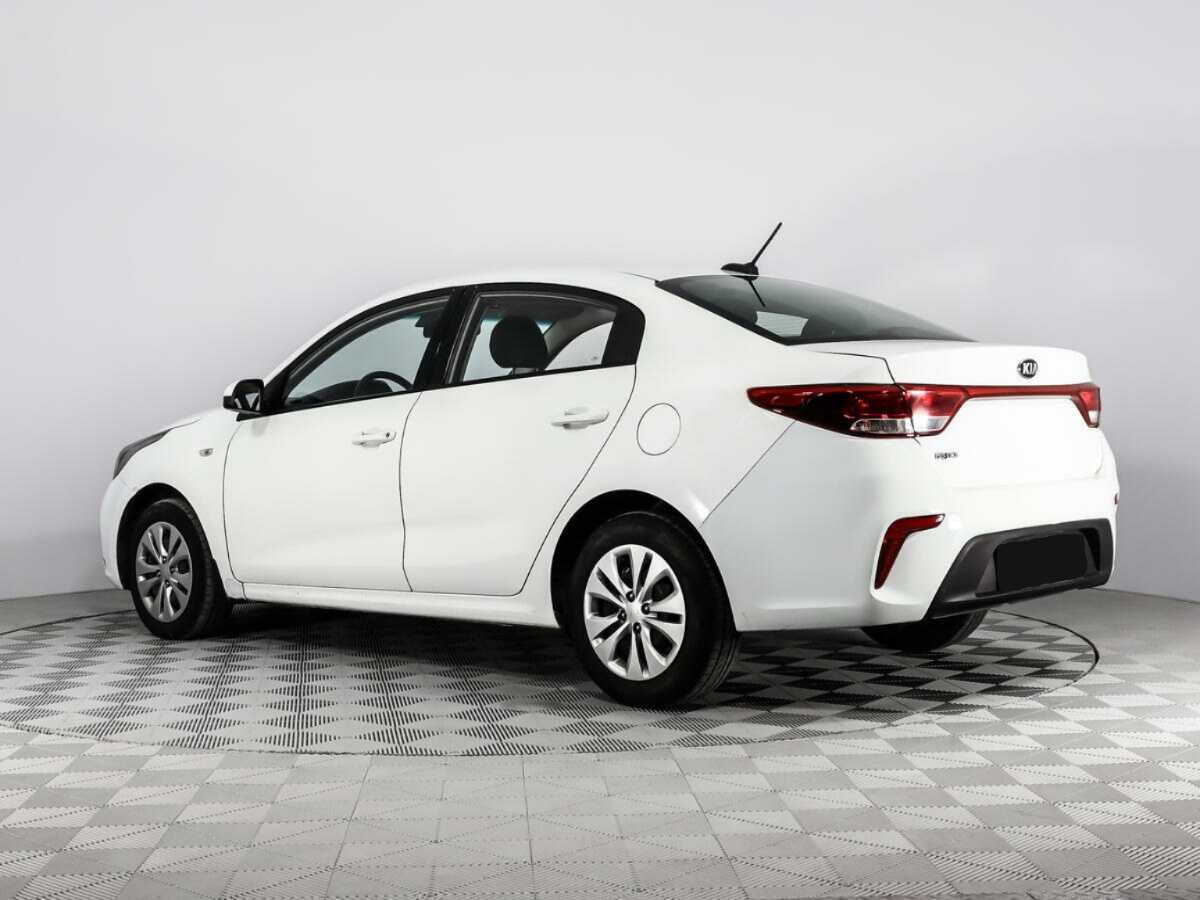 Kia Rio с пробегом — 2018 год. Фото: #6