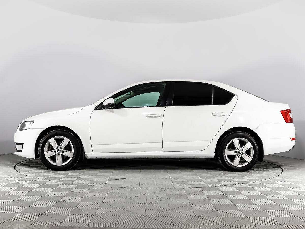 Skoda Octavia с пробегом — 2013 год. Фото: #7