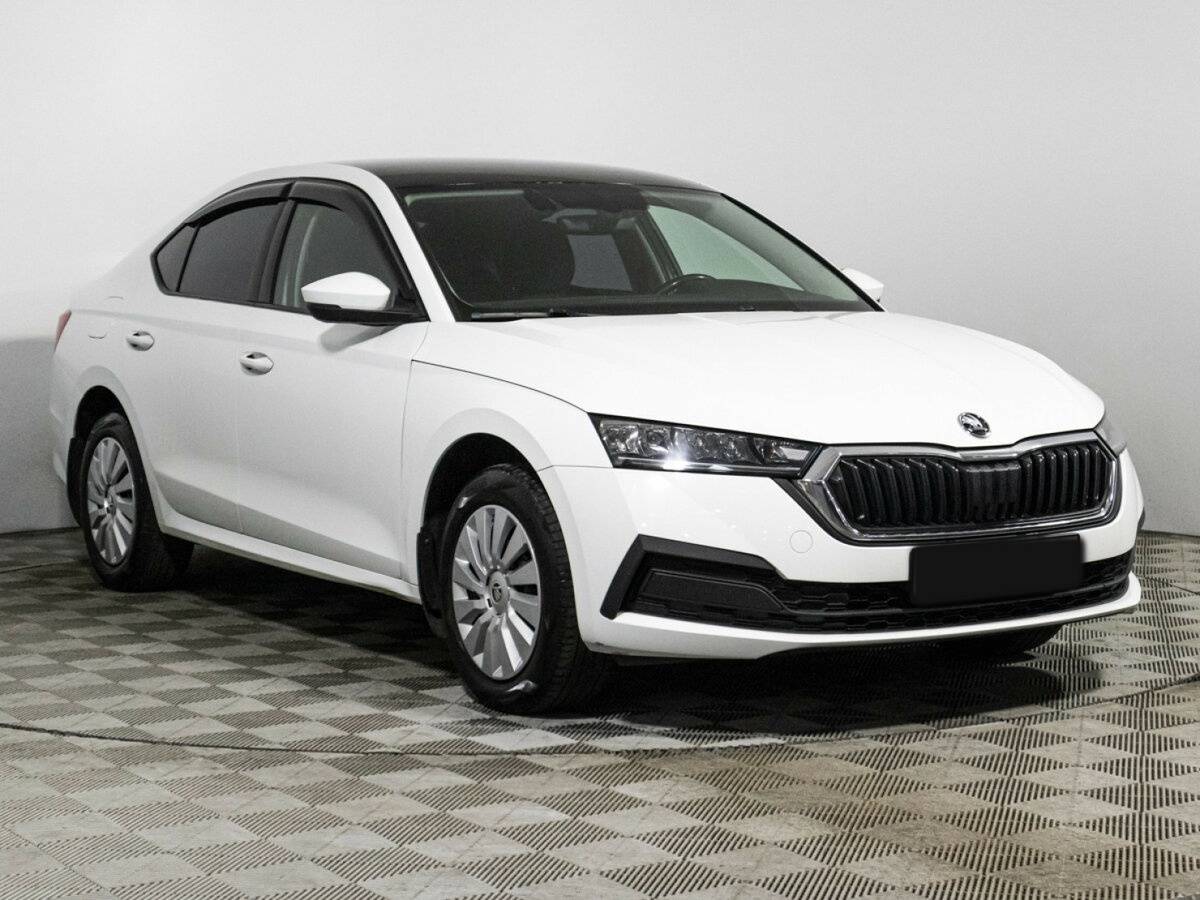 Skoda Octavia с пробегом — 2021 год. Фото: #2
