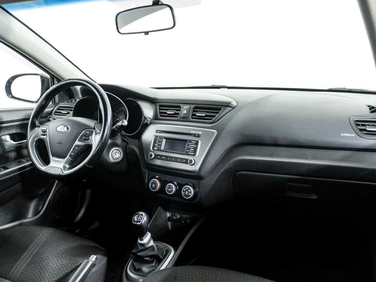 Kia Rio с пробегом — 2016 год. Фото: #8