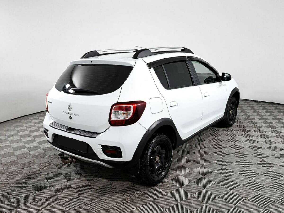 Renault Sandero с пробегом — 2019 год. Фото: #4