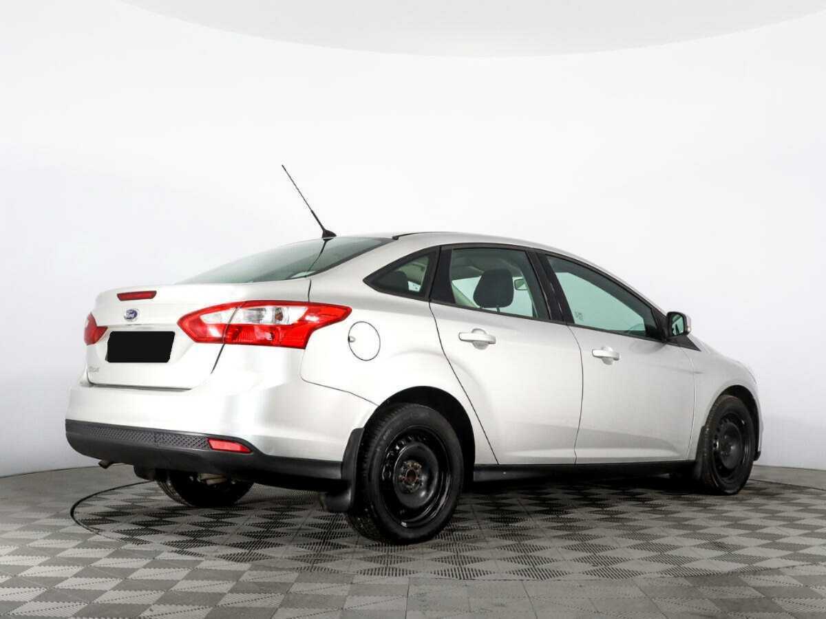 Ford Focus с пробегом — 2013 год. Фото: #4