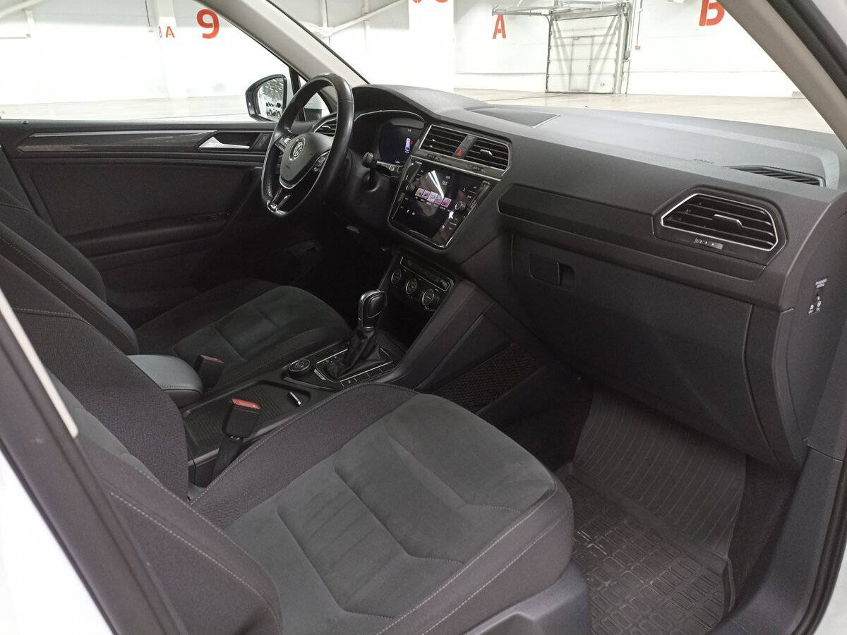 Volkswagen Tiguan с пробегом — 2018 год. Фото: #10