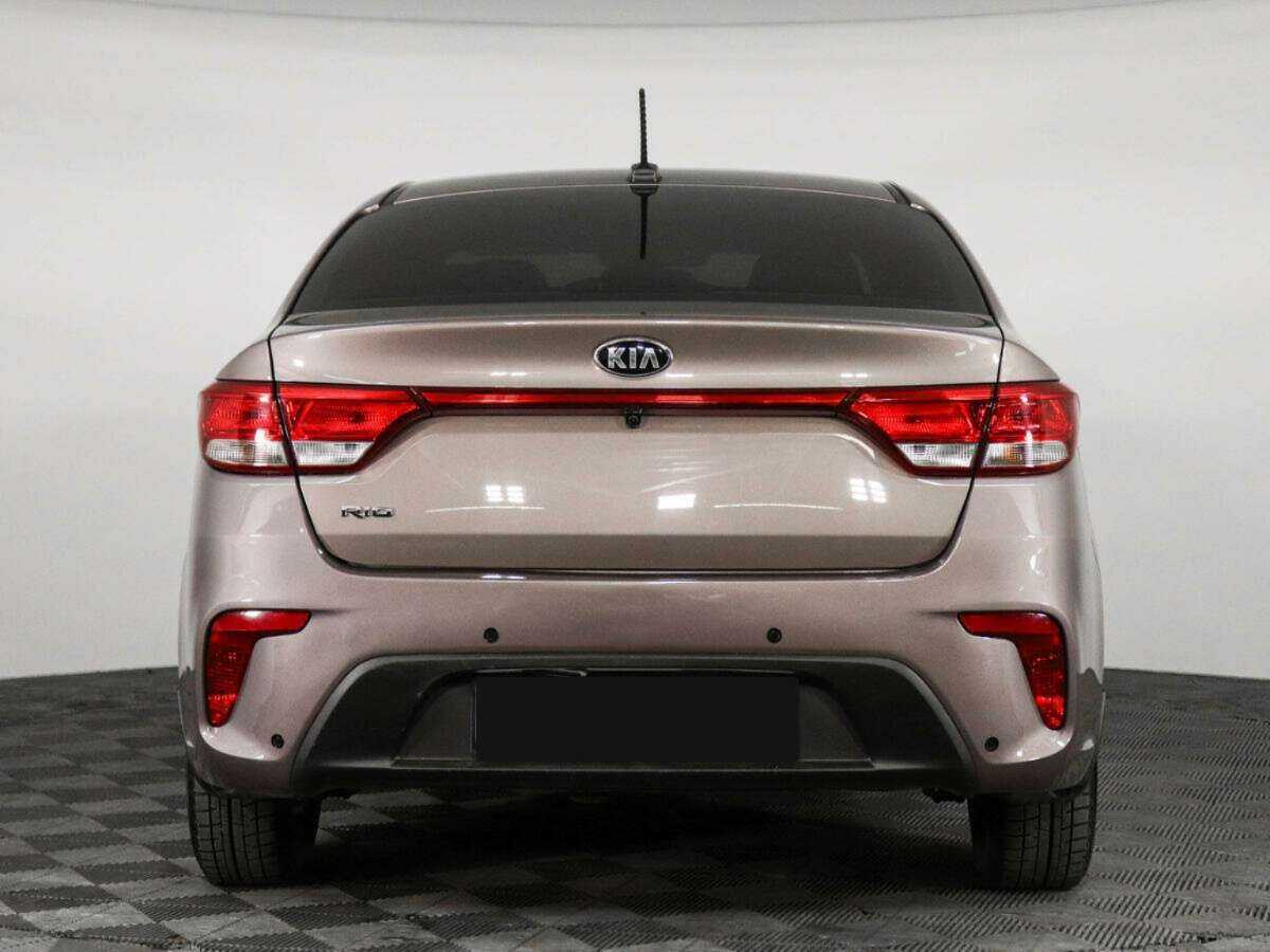 Kia Rio с пробегом — 2019 год. Фото: #5