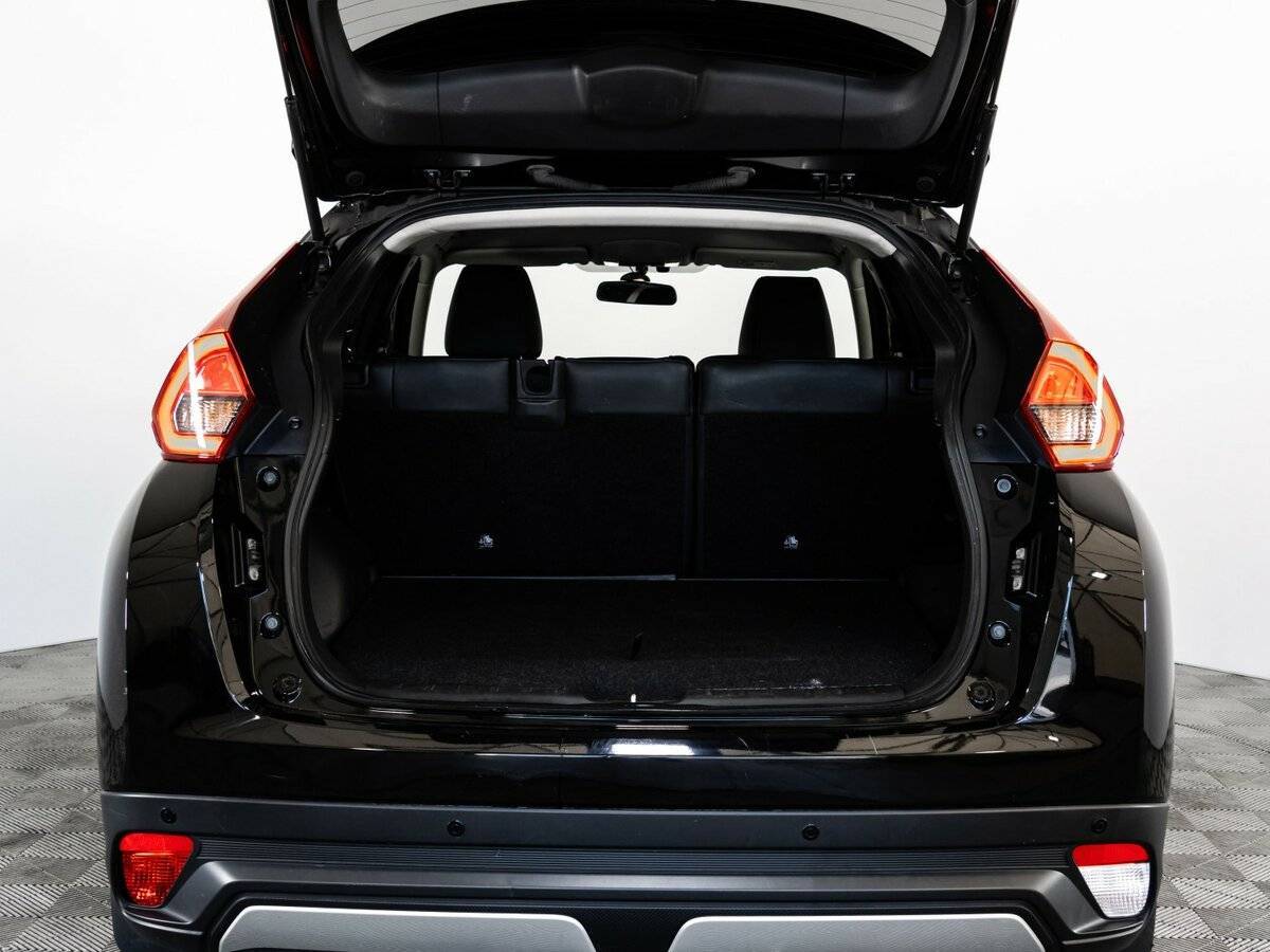 Mitsubishi Eclipse Cross с пробегом — 2018 год. Фото: #19