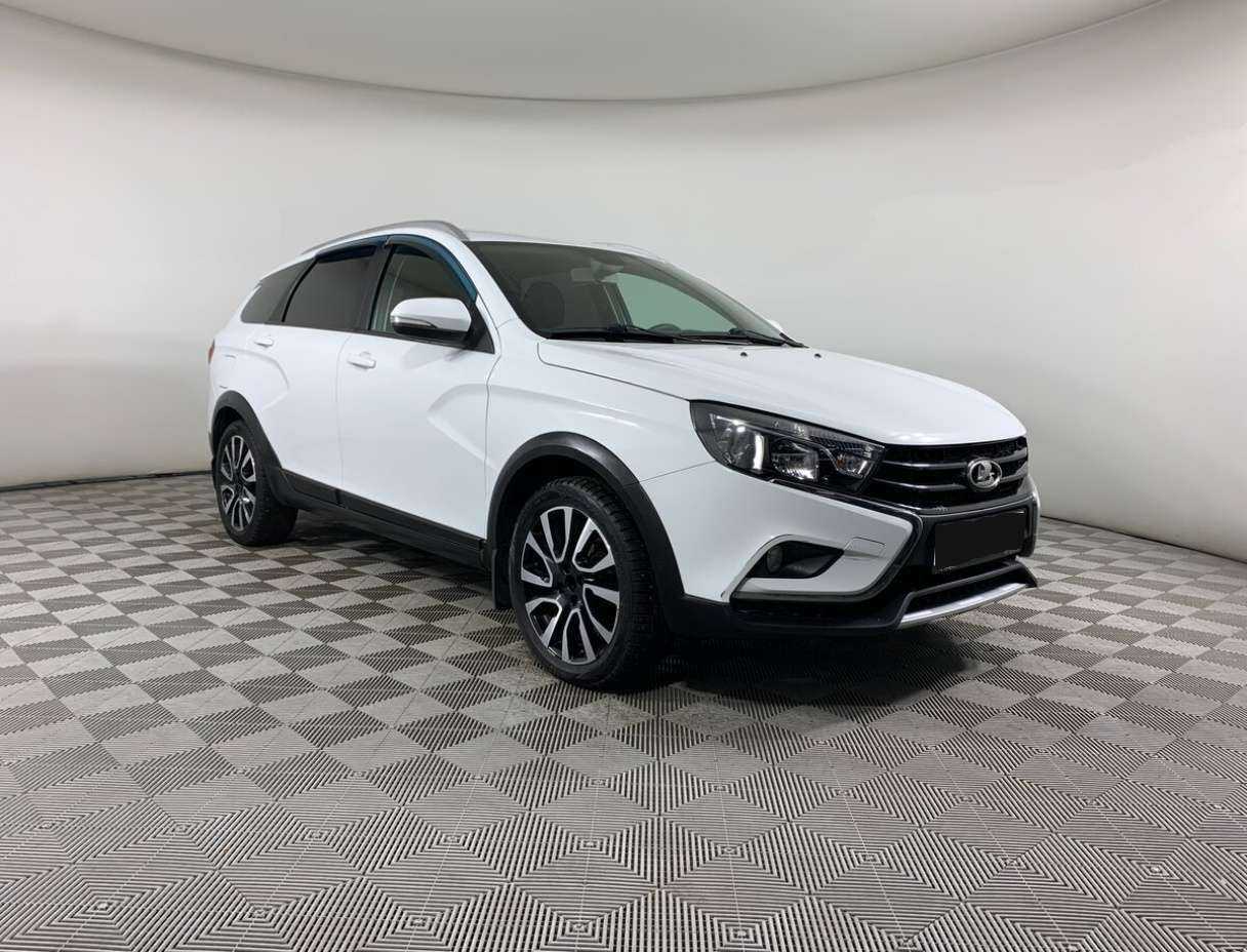 Lada (ВАЗ) Vesta с пробегом — 2018 год. Фото: #2