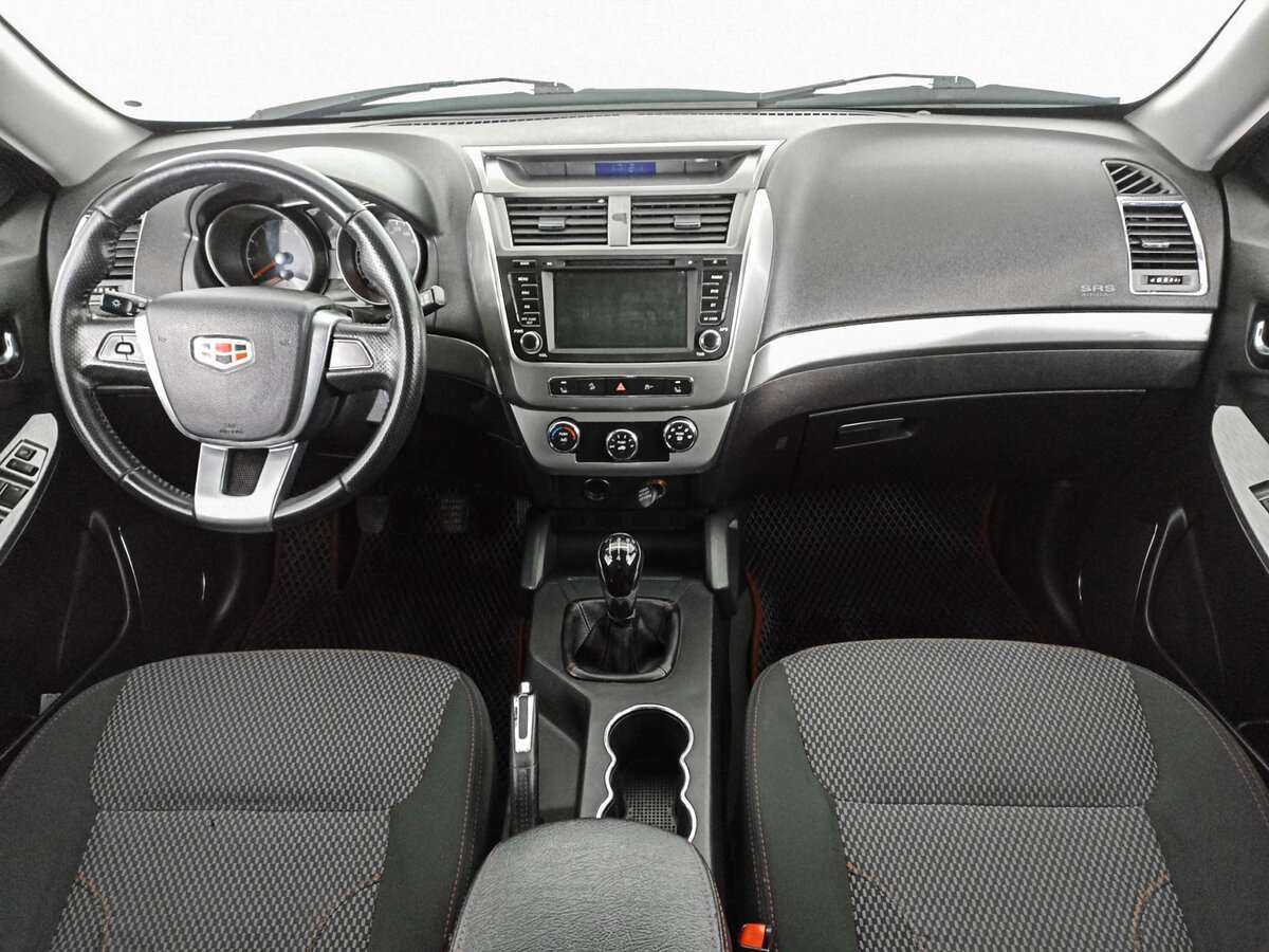 Geely Emgrand X7 с пробегом — 2016 год. Фото: #11