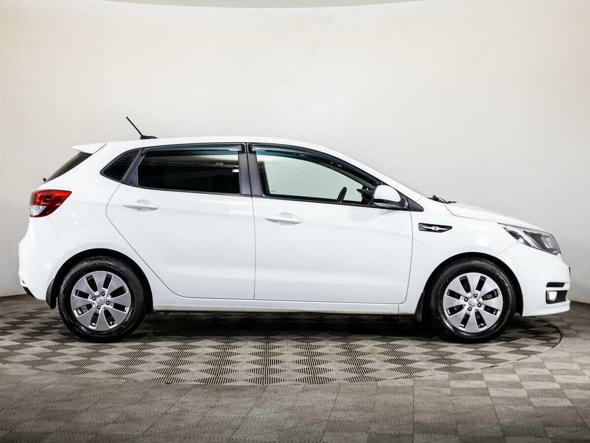 Kia Rio с пробегом — 2017 год. Фото: #3