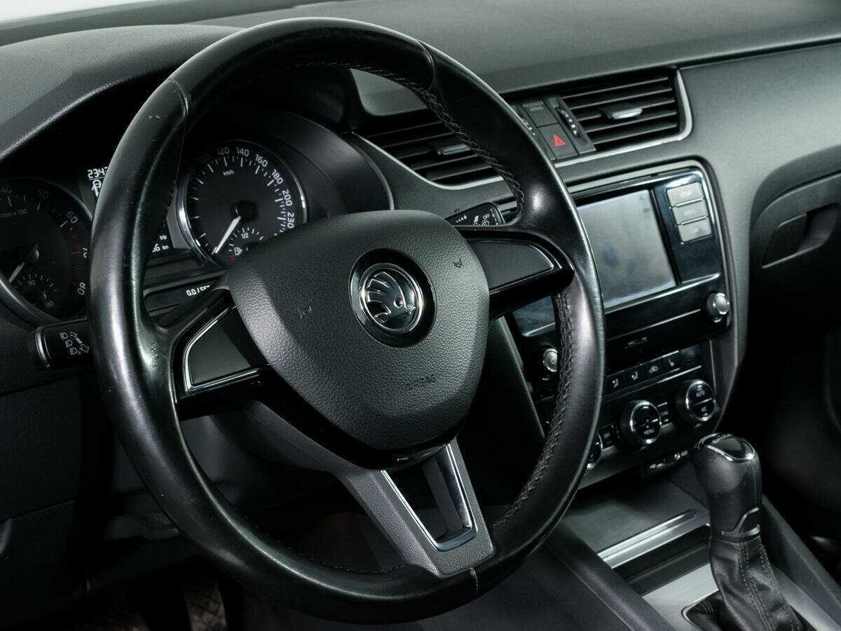 Skoda Octavia с пробегом — 2017 год. Фото: #10