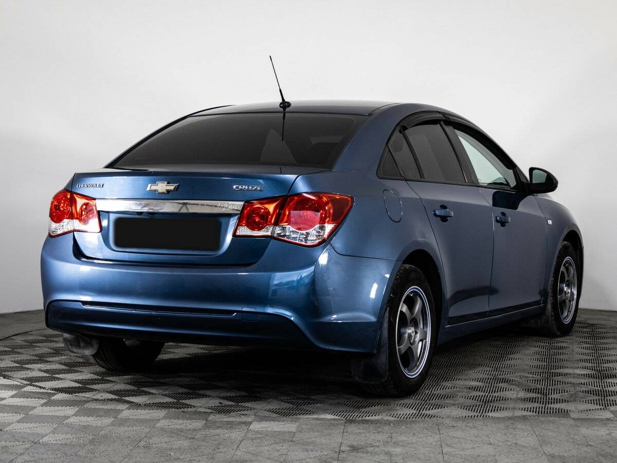 Chevrolet Cruze с пробегом — 2013 год. Фото: #3