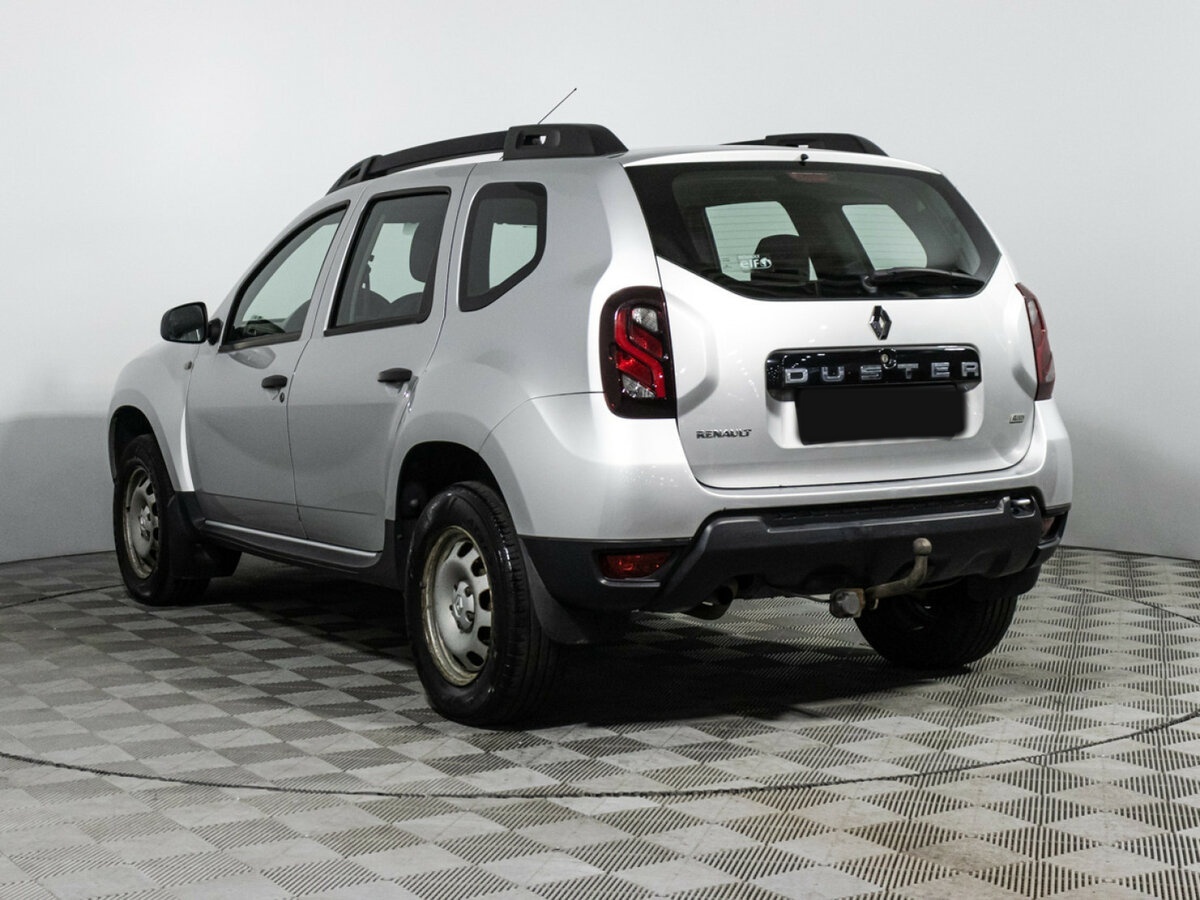 Renault Duster с пробегом — 2017 год. Фото: #6