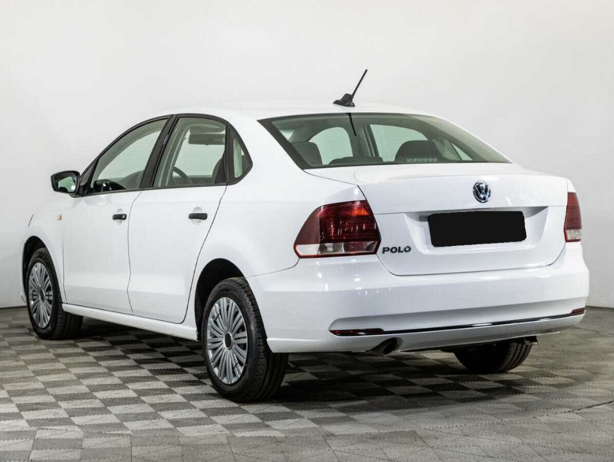 Volkswagen Polo с пробегом — 2020 год. Фото: #6