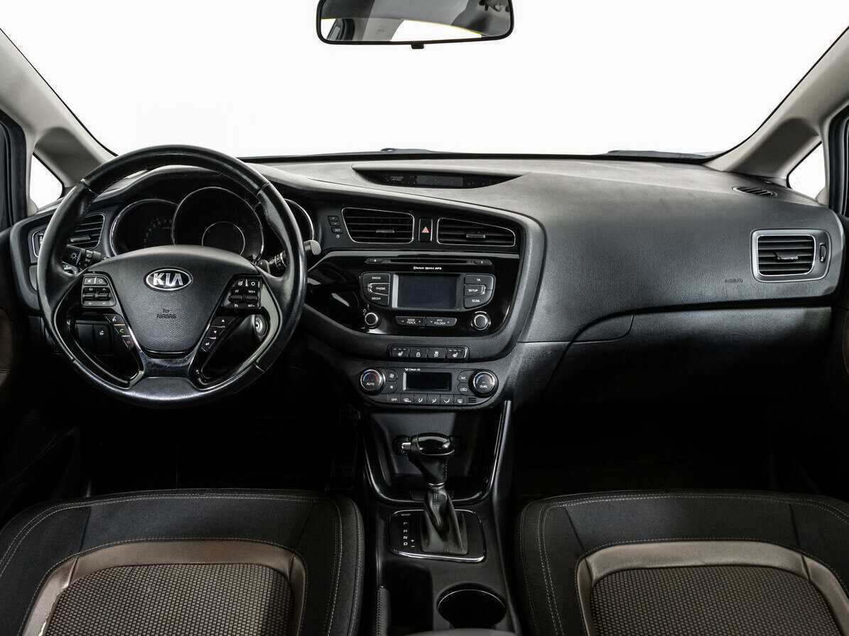 Kia Ceed с пробегом — 2014 год. Фото: #7