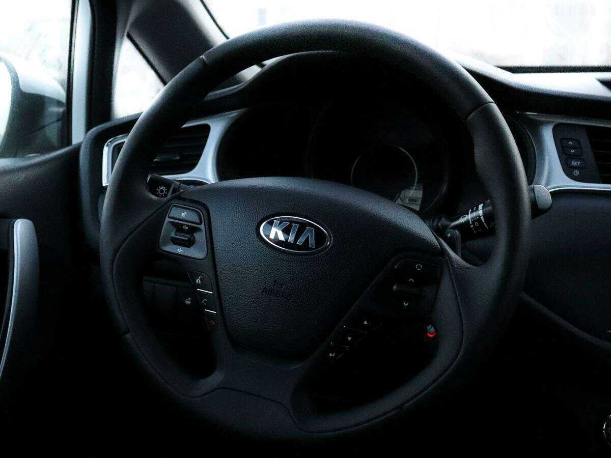 Kia Ceed с пробегом — 2018 год. Фото: #10