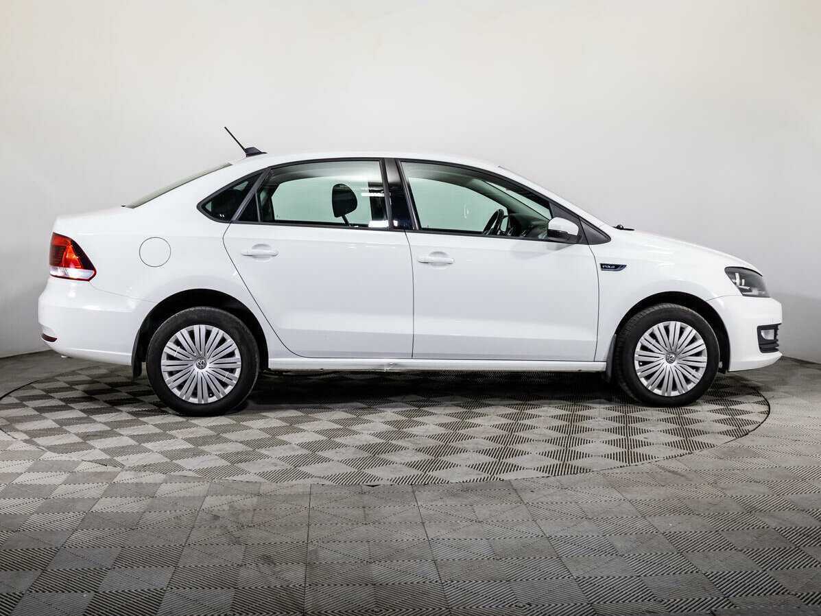 Volkswagen Polo с пробегом — 2018 год. Фото: #3