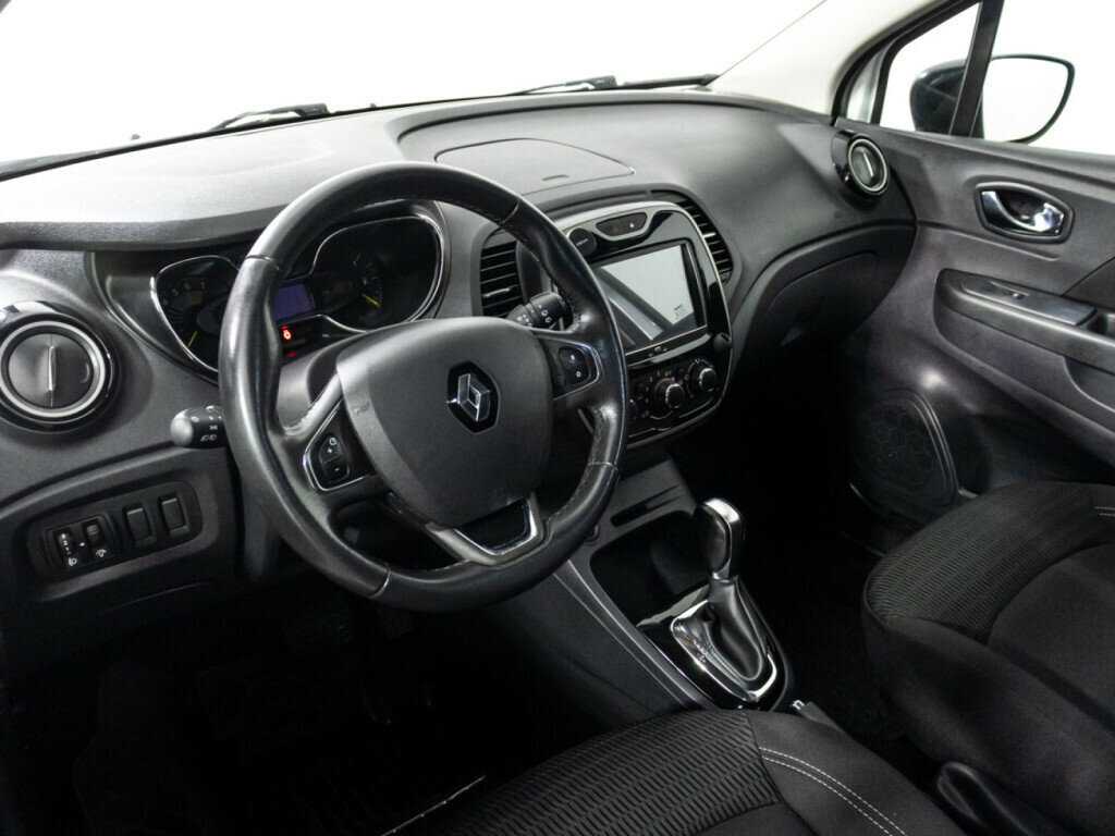 Renault Kaptur с пробегом — 2016 год. Фото: #10