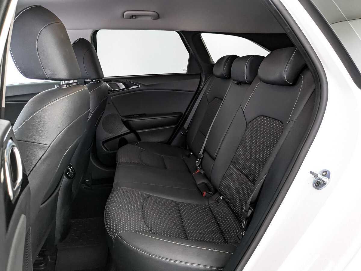 Kia Ceed с пробегом — 2019 год. Фото: #12