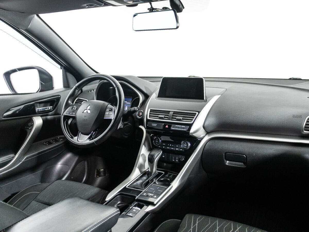Mitsubishi Eclipse Cross с пробегом — 2019 год. Фото: #8