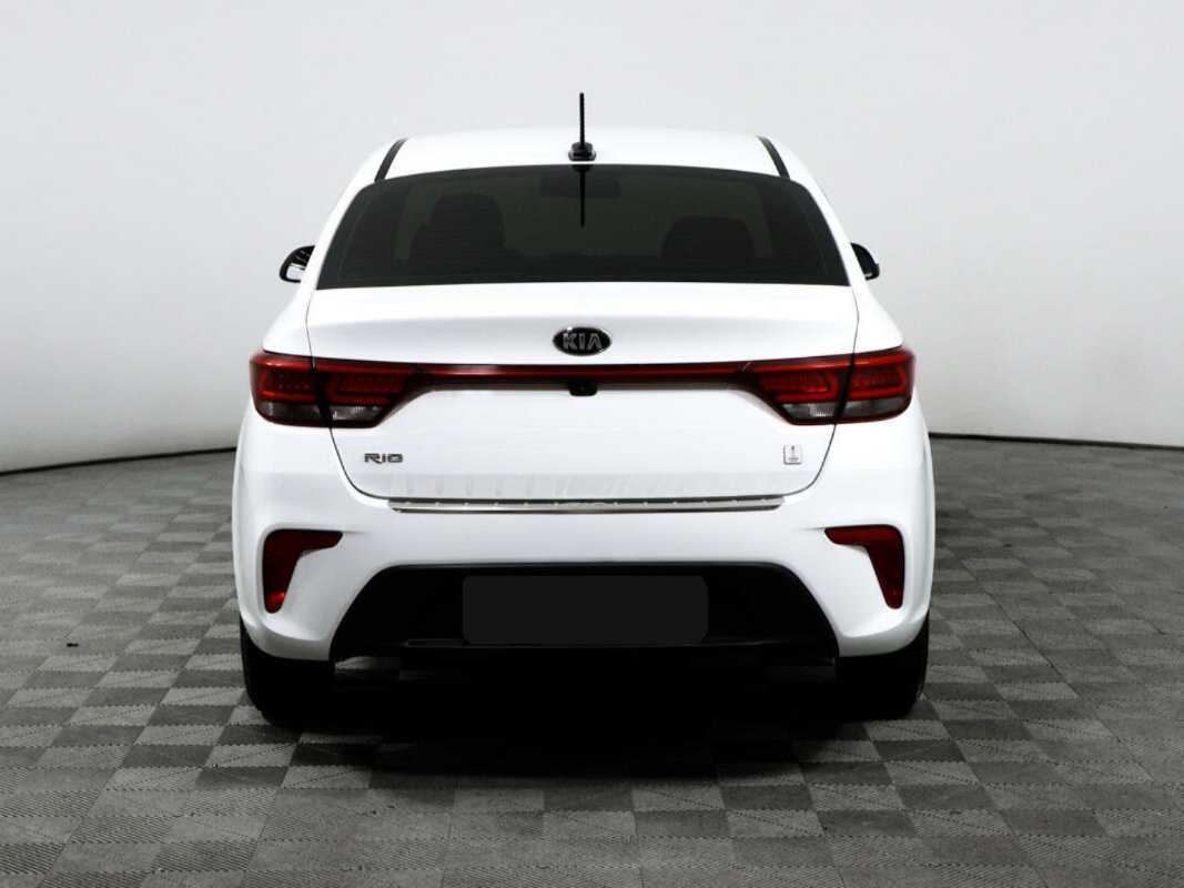 Kia Rio с пробегом — 2020 год. Фото: #5