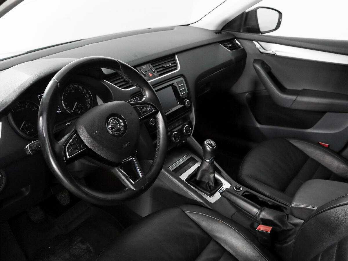 Skoda Octavia с пробегом — 2013 год. Фото: #8