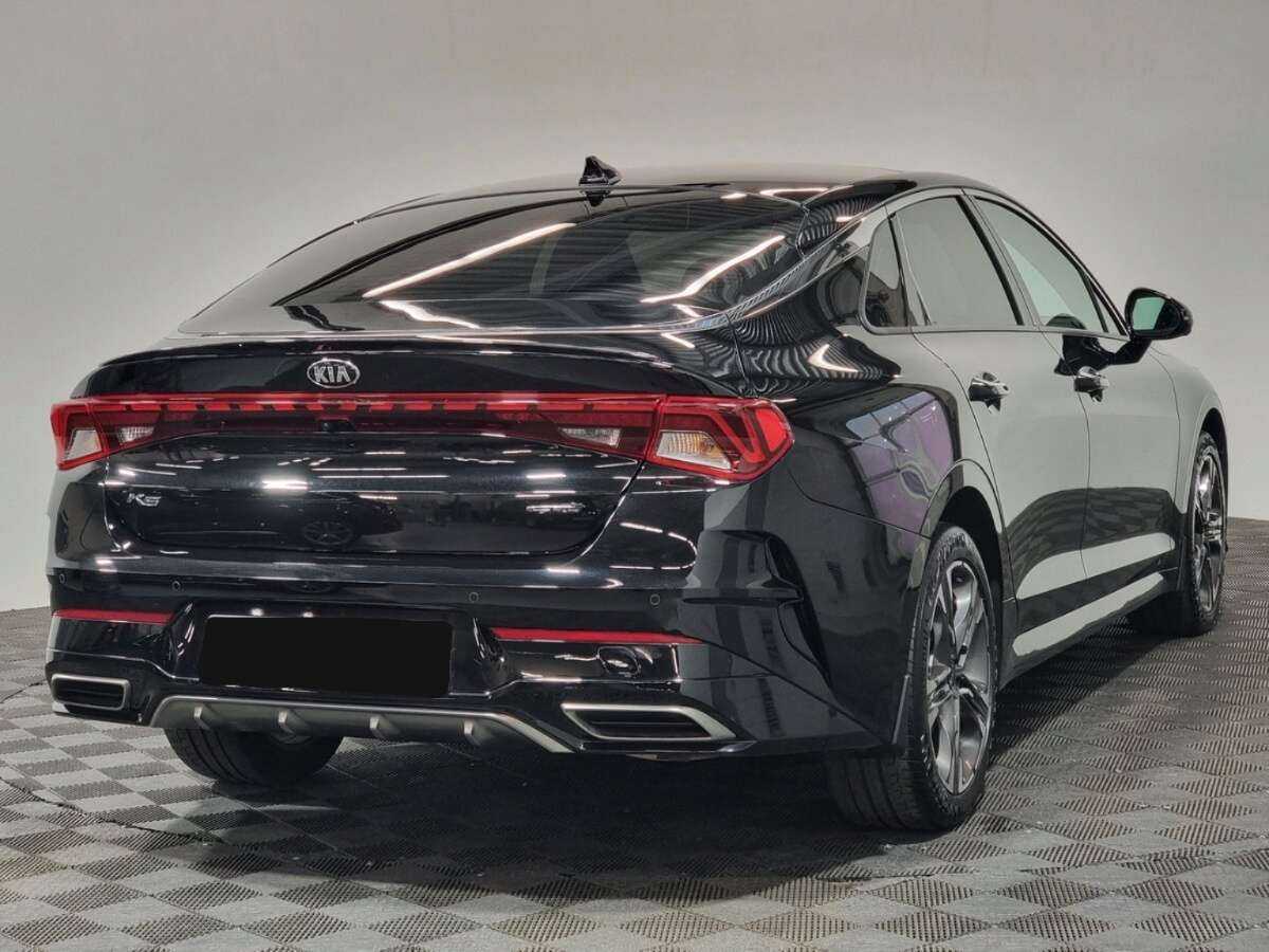 Kia K5 с пробегом — 2021 год. Фото: #2