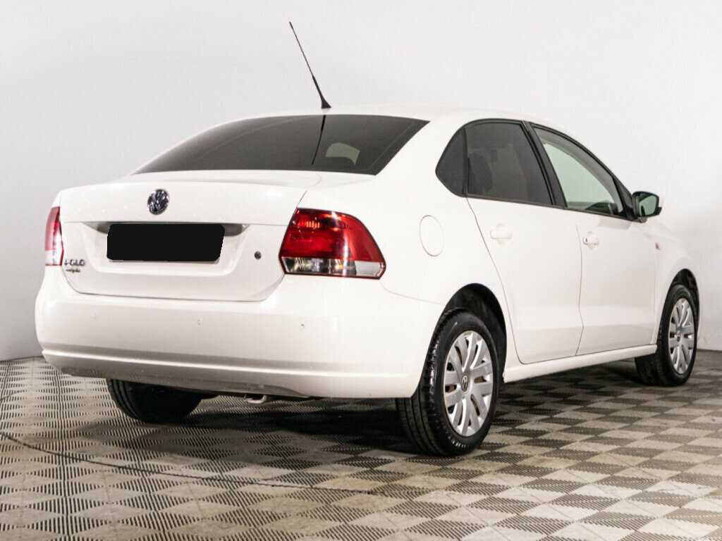Volkswagen Polo с пробегом — 2013 год. Фото: #4