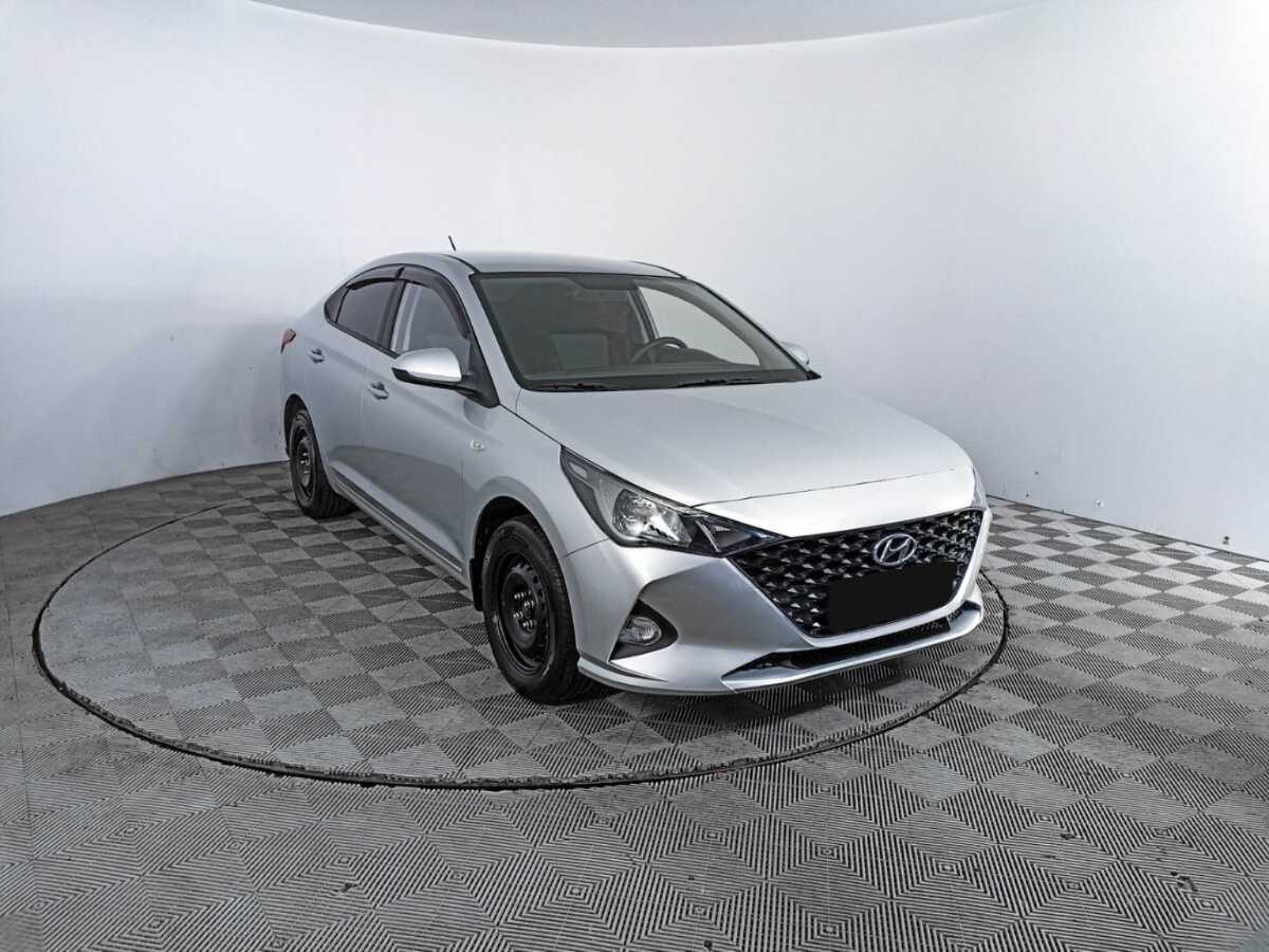 Hyundai Solaris с пробегом — 2021 год. Фото: #2