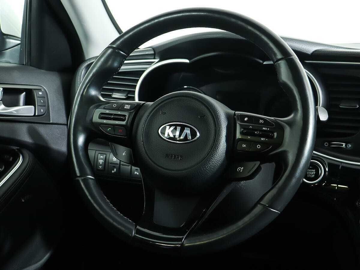 Kia Optima с пробегом — 2015 год. Фото: #15