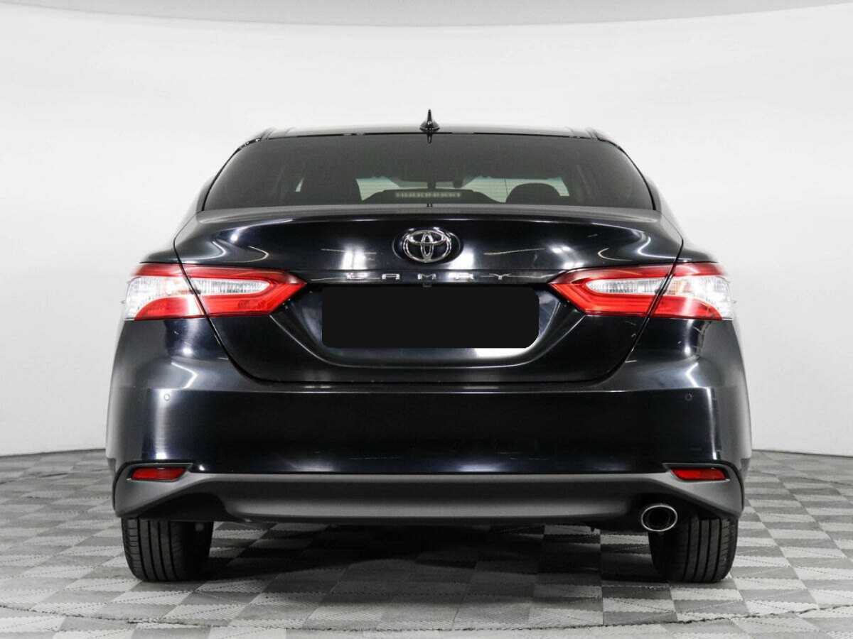 Toyota Camry с пробегом — 2019 год. Фото: #5