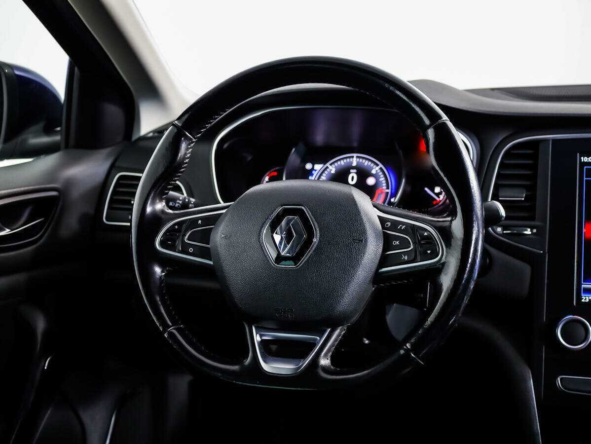 Renault Megane с пробегом — 2017 год. Фото: #9
