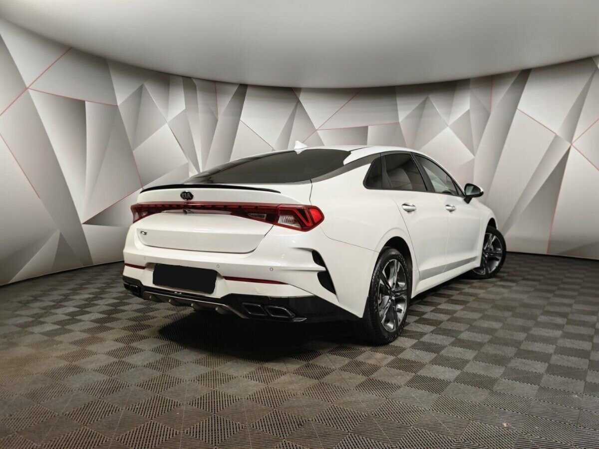 Kia K5 с пробегом — 2020 год. Фото: #1