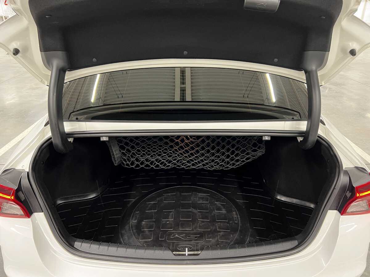 Kia K5 с пробегом — 2020 год. Фото: #9