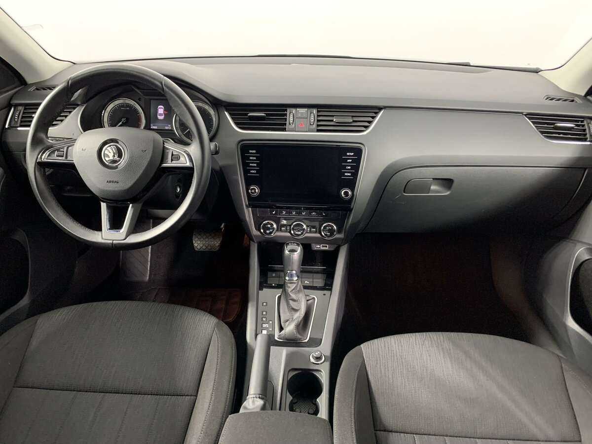 Skoda Octavia с пробегом — 2018 год. Фото: #9