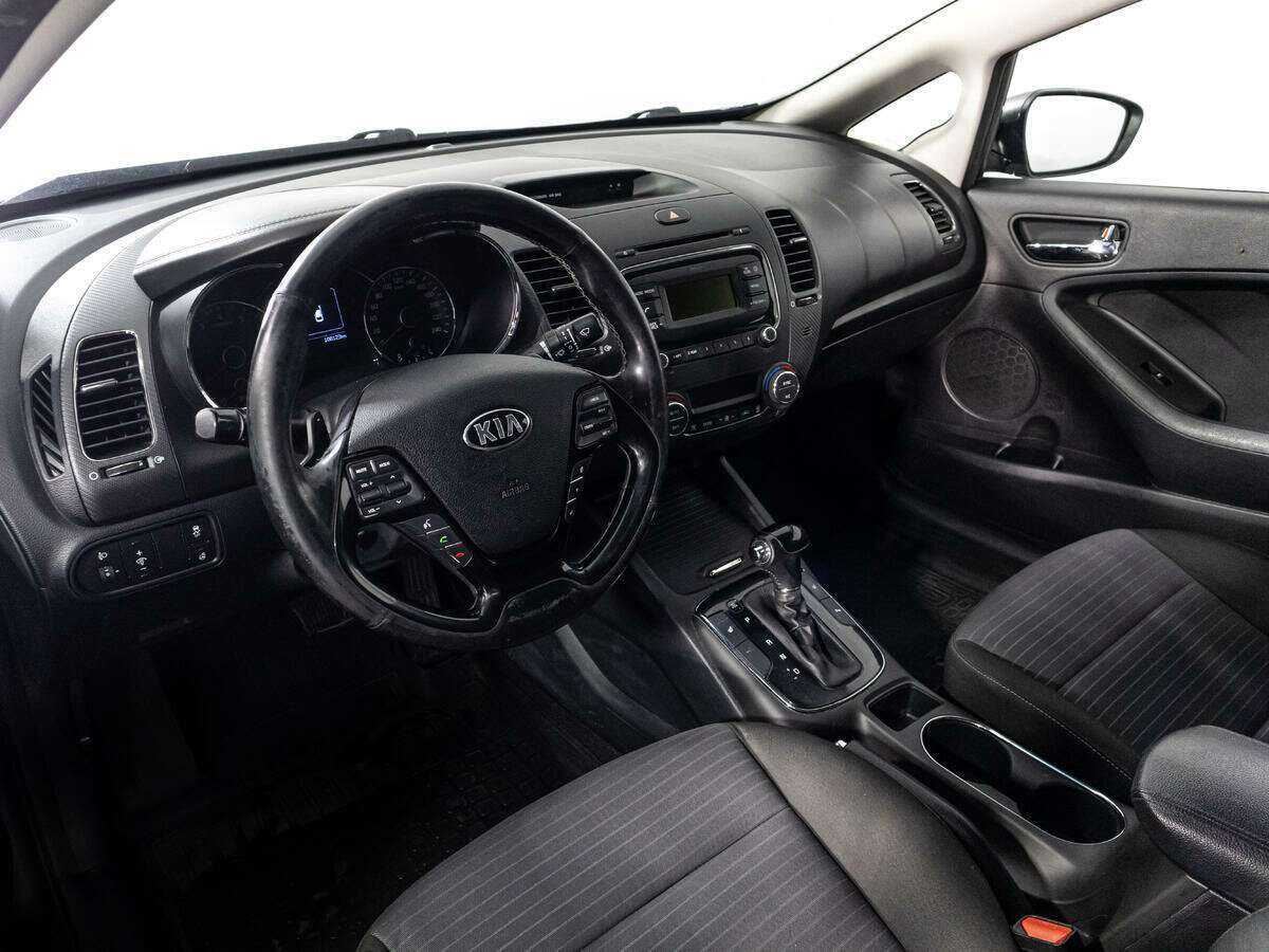 Kia Cerato с пробегом — 2019 год. Фото: #11